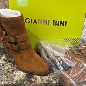 Gianni Bini Tan Suede Ankle Boots